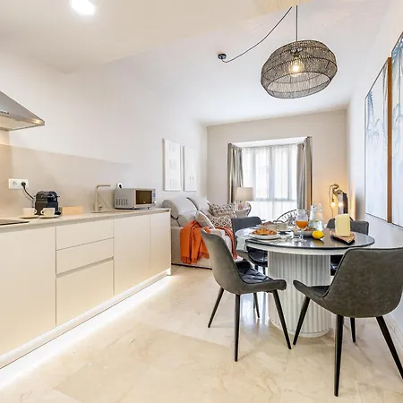 Vivendos - Ma16 - Capuchinos Parking Apartment Malaga