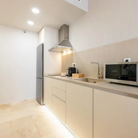 Vivendos - Ma16 - Capuchinos Parking Appartement *